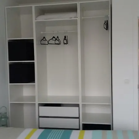 Nieuw 2 Slaapkamer 90 M² Apartamento *